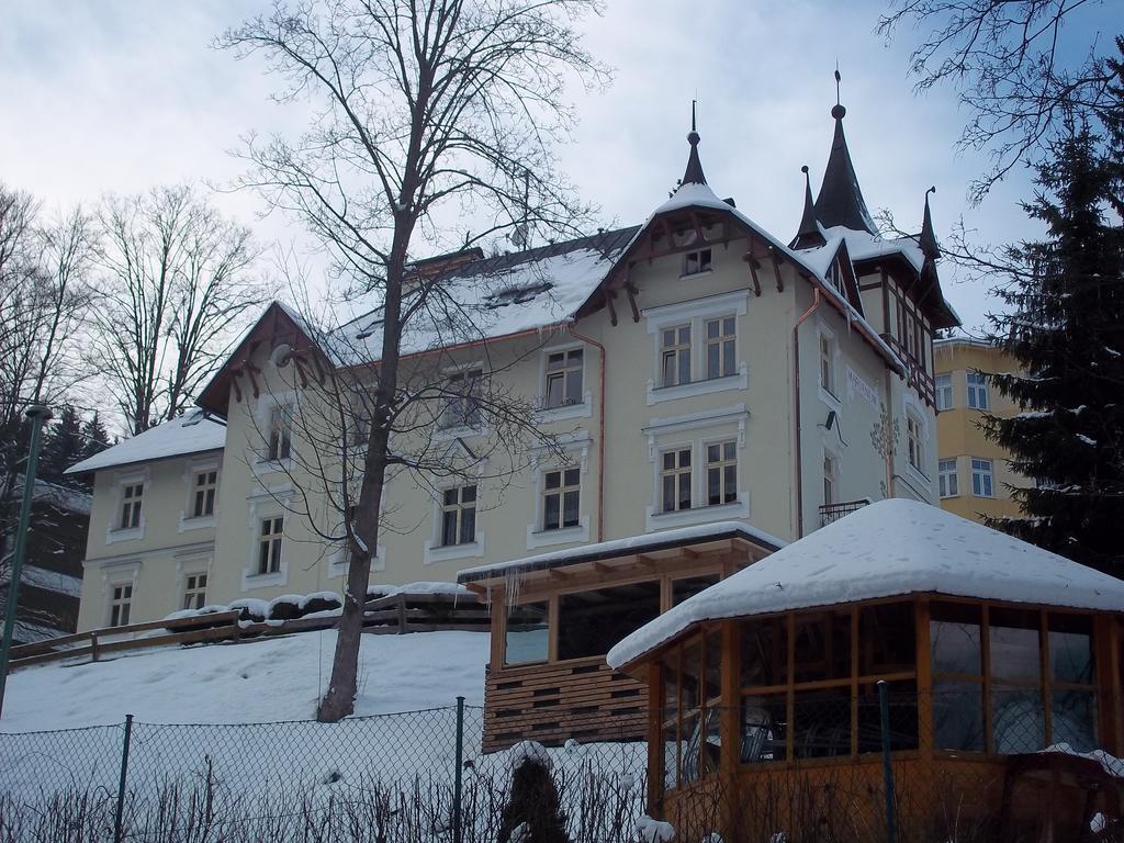 Marianum Jl,S.R.O. Hotel Janske Lazne Exterior foto